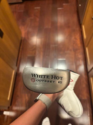 Unisex Odyssey White Hot #5 Belly Right Handed Putter 35" (Used)