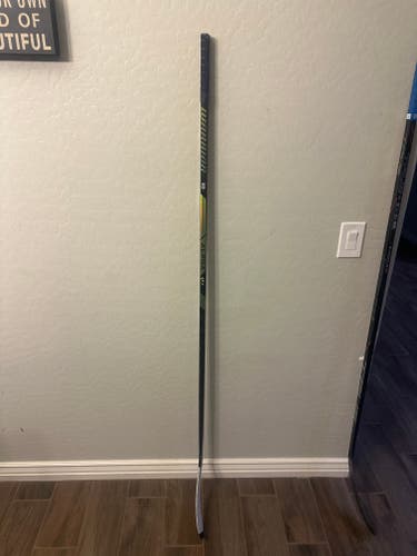 Warrior Alpha LX3 Pro Right Handed Hockey Stick W03M 75 Flex (Used)