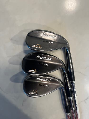 Cleveland CG15 Black Pearl Wedge Set 52*10 56* 16 & 58* 12 Steel Mens
RH Jumbo