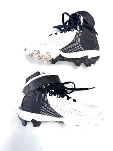 Used Under Armour BH BB/SB Cleats White Youth 13.0 11860-S000314926