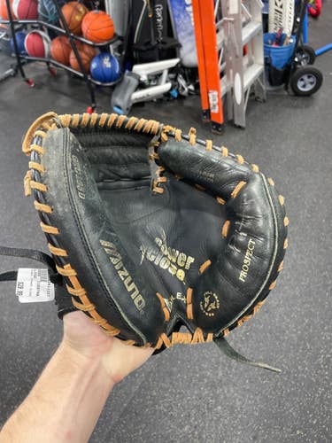 Used Mizuno POWER CLOSE BB/SB Catchers RH Throw Black 32 1/2" 11337-S000495994