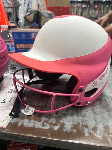 Used HELMET WITH MASK Batting Helmet w/Mask Pink One Size 11337-S000495850