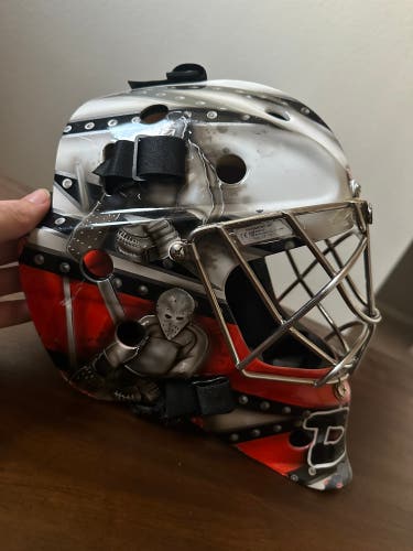 Senior Bauer 940 Goalie Mask (Used)
