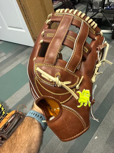 RH Outfield Baseball Glove 12.75" (New)