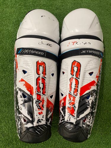 Intermediate CCM JetSpeed FT6 Pro Shin Pads 13" (Used)