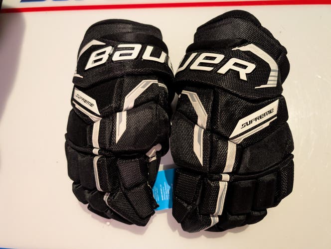 Bauer Supreme Fuse Gloves 14" (New) Black and White