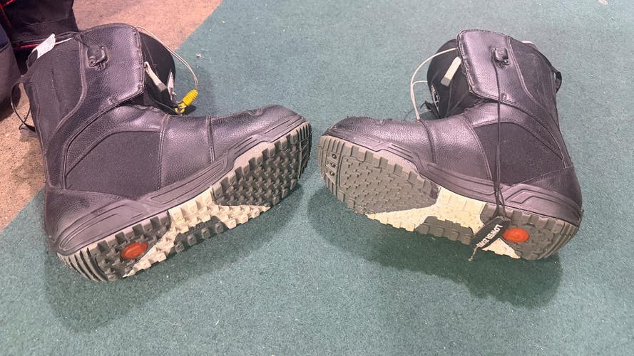 Used Burton MOTO Mens Snowboard Boots Black Senior 13 11605-S000226496