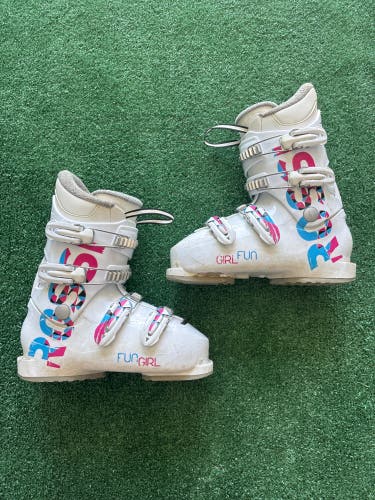 Kid's Rossignol Fun Girl Ski Boots (Used) | Mondo 23.5 (275mm)