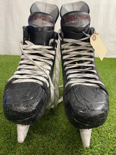 Senior Bauer Vapor Hyperlite 2 Hockey Skates 10 (Used)