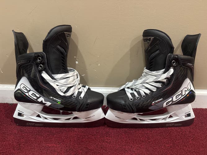 Black/White CCM JetSpeed FT8 Pro Hockey Skates Regular Width Pro Stock Size 6.5 (New) Item#MC65