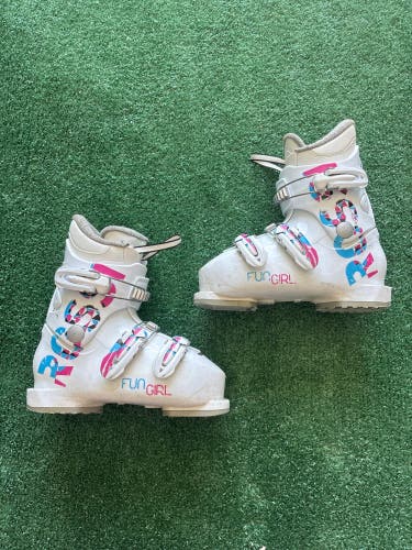 Kid's Rossignol Fun Girl Ski Boots (Used) | Mondo 20.5 (245mm)