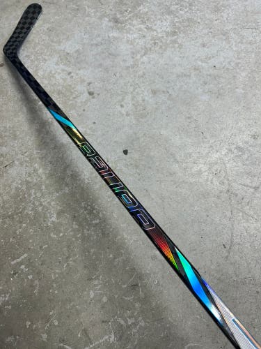 87 Flex P92 Senior Bauer Tracer Right Hand Hockey Stick Pro Stock (Used)