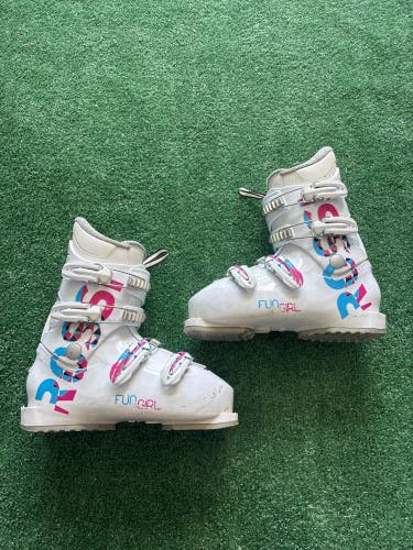 Kid's Rossignol Fun Girl Ski Boots (Used) | Mondo 24.5 (285mm)
