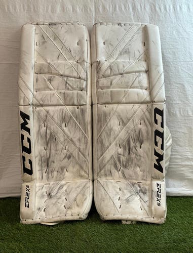 White 33" Senior CCM Eflex 5 Goalie Leg Pads (Used)
