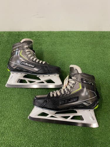 Senior Bauer Elite Hockey Goalie Skates 9.5 (Used)