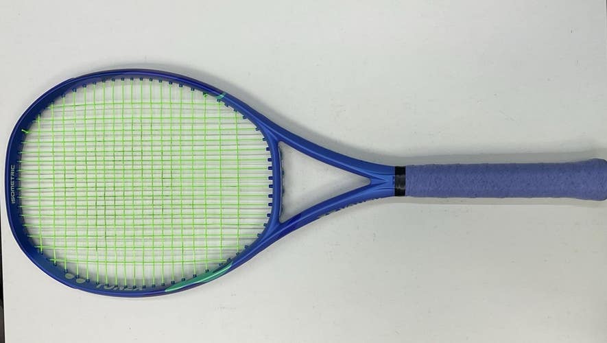 Used Once Yonex Ezone 98 Grip Size 4 3/8
