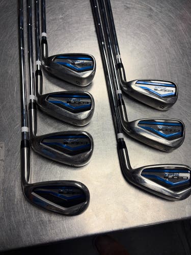 Men's Cobra FMax Right Handed Iron Set Stiff Flex (Used)