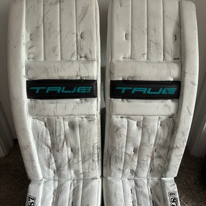 33" True L87 Goalie Leg Pads (Used)