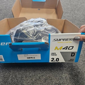 Bauer Supreme M40 Hockey Skates Size 2 (New)