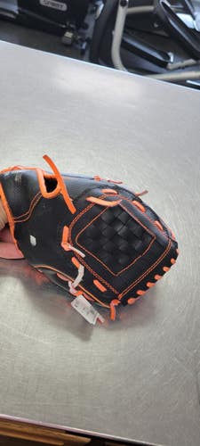 Used 10 BB/SB Glove RH Throw Black 10" 11497-S000161134
