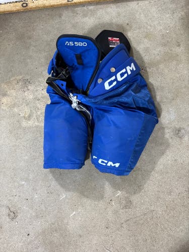 Intermediate Large CCM Tacks AS 580 Hockey Pants (Used)