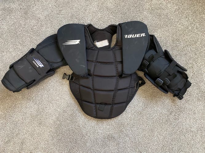 Large Bauer Goalie Chest Protector (Used)