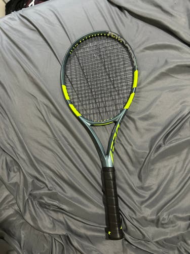 Adult Babolat Pure Aero Tennis Racquet 2026 (Used once)