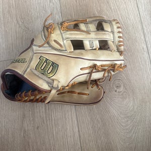 Wilson A2000 1799 RH Outfield Baseball Glove 12.75" (Used)