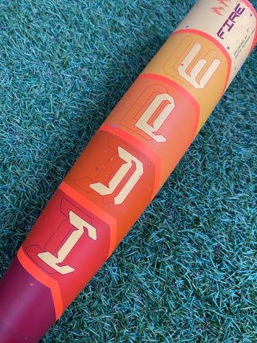 Easton Hype Fire (2 3/4") USSSA Jr. Big Barrel Bat (-10) 2025