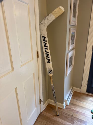 Senior Bauer Elite Regular Goalie Stick 27" Paddle (Used)