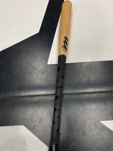 2025 Marucci AP5 Maple Bat (-6) 22 oz 28" (Used)