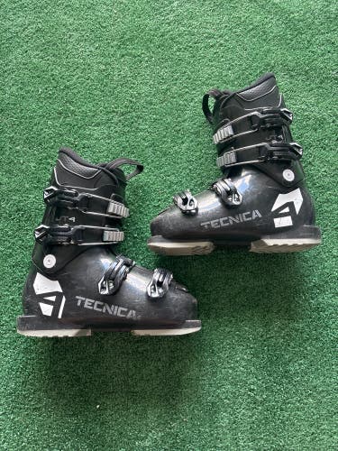 Kid's Tecnica JT4 Ski Boots (Used) | Mondo 23.5 (278mm)