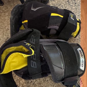 Senior Medium Bauer Supreme 1S Elbow Pads (Used)