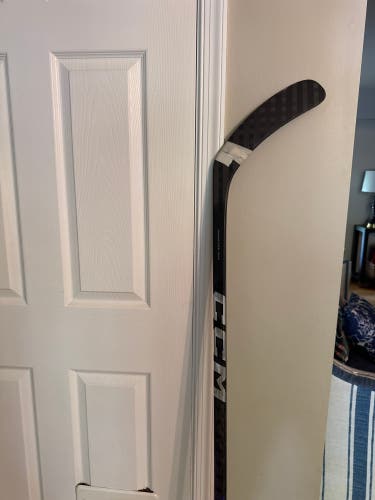 Intermediate CCM Ribcor Platnium Left Hand Hockey Stick 55 Flex (Used)