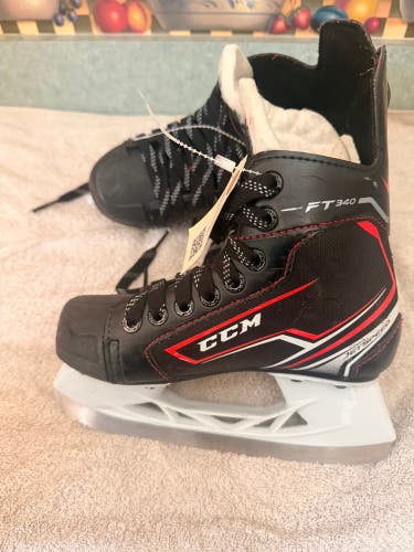 2017 CCM JetSpeed FT340 Hockey Skates 13 (Used)
