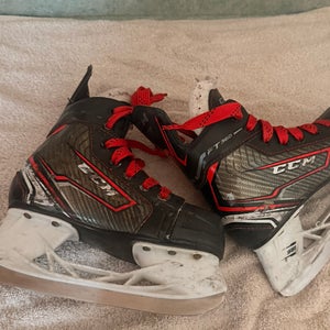 2017 CCM JetSpeed FT360 Hockey Skates Regular Width Size 1 (Used)