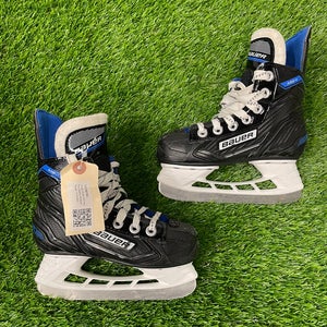 Youth Bauer NS Hockey Skates Regular Width 10 (Used)