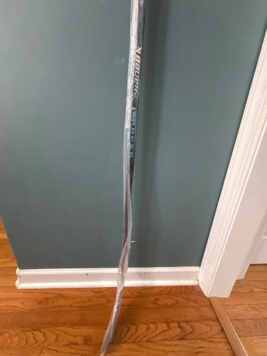 Senior Bauer Nexus Tracer Left Hand Hockey Stick P28 87 Flex (New)