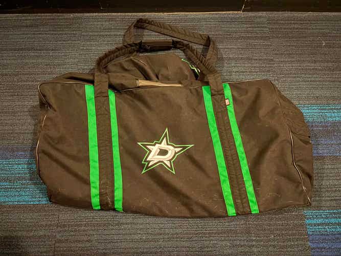 NHL Pro Stock Dallas Stars Hockey Player Equipment Bag Great Condition