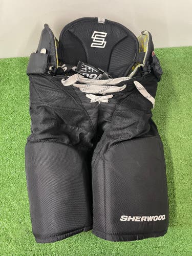 Senior Small Sher-Wood Rekker Legend 2 Hockey Pants (Used)