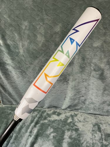 White 2025 DeMarini Prism+ Composite Bat (-11) Composite 20 oz 31" (Used)