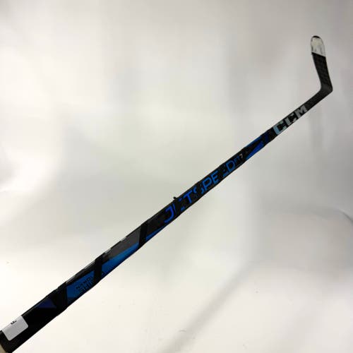 Used Left Blue CCM Jetspeed FT7 Pro | 80 Flex P28M Curve Grip | F364
