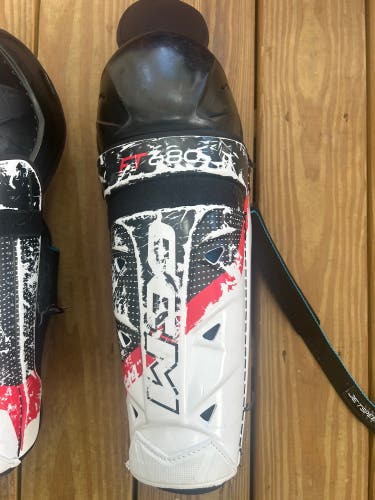 Senior CCM JetSpeed FT680 14" One Shin Pad (Used)