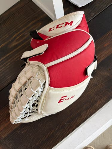 CCM Extreme Flex E4.5 Regular (Used)