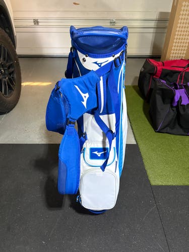 MIzuno BR-D3 Stand Bag Blue 4-Way Divide Dual Strap Golf Bag