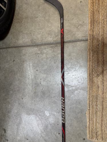 Intermediate Bauer Vapor LTX Pro Right Handed Hockey Stick P88 67 Flex (Used)