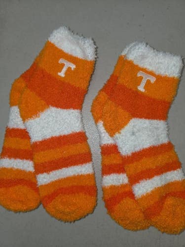 ST27 Mens NCAA TENNESSEE VOLUNTEERS Crew Socks Lot of 2 Pair LARGE New