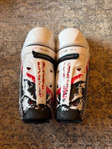 Senior CCM JetSpeed FT6 Pro 14" Shin Pads (Used)