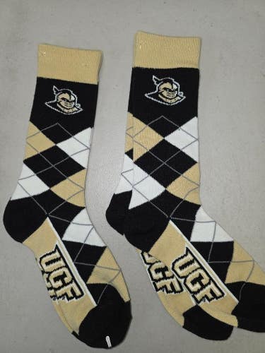 ST30 Mens NCAA UCF KNIGHTS Crew Socks Lot of 2 Pair MEDIUM New