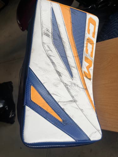 34" CCM EFlex 7 Regular Goalie Full Set Pro Stock (Used)